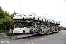 大怪二怪横行霸道，海柜容积高达200方 细数已经消失的变态运输车图片