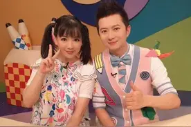 央视主持人喜得二胎！和绿泡泡结婚11年儿女双全，自爆有意拼三胎图片