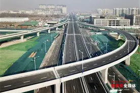打通“主动脉”畅通内外循环！迎胜路南延工程、青兰高速公路莱芜至泰安段今日同时通车图片