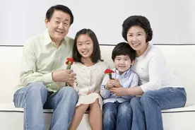 《正面管教》：孩子面对父母的打骂选择无视，其实他是在自我保护图片