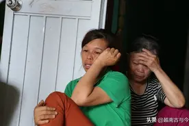 越南年轻妈妈带着3个子女跳河自杀，生前毫无症状，最小的仅5个月图片