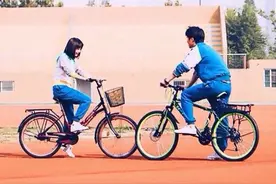 故事：时光碾压的青春，那些年的爱情与错过图片