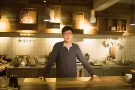 一个景德镇年轻人，在厦门用旧物改造8间房，还建了滑梯房，过上旧时慢生活图片