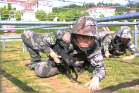 【军营故事】部队教会了你什么？战友情有何不同？听大学生退役士兵娓娓道来图片
