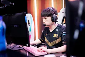 RNG官宣新赛季阵容：Xiaohu转型上单，原ES上野加入图片