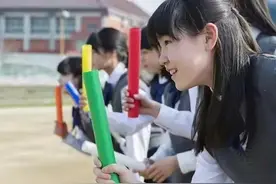 初一，高一新生的家长：孩子第一次月考后，你应该怎么做？图片