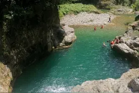 蚂蝗沟是户外人跳潭的天堂，很多徒友的第1次，从这里开始。图片