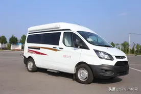 市区代步远郊自驾！21.8万拥有福特新全顺房车，汽油6AT后置厨卫图片