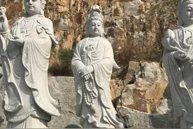 石雕观音菩萨为什么由男身化为女相？图片