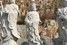 石雕观音菩萨为什么由男身化为女相？图片