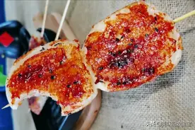 软糯有嚼劲的炒年糕和小吃摊上很火的甜辣爽口的烤年糕的做法分享图片