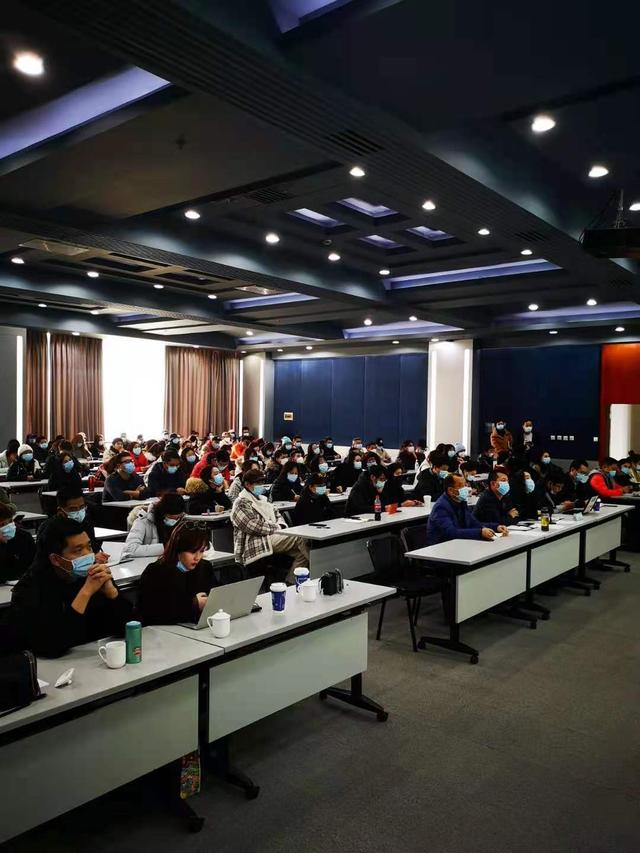 全媒体运营人才如何炼成？来“高朋学堂”找答案！