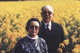 四川才女，丈夫是开国中将，两个哥哥一个是主席，一个是上将图片