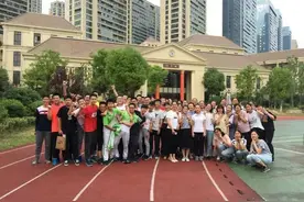 【优秀毕业生回忆录】张可涵：玫瑰色青春图片