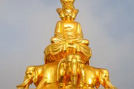 峨眉山金顶风光旖旎，超仙气的日出美景，你想去看吗图片