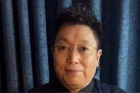 太感动！主持人王为念为山西洪灾捐款2次，或成娱乐圈第一人？图片