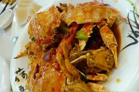 教你比饭店还好吃的香辣蟹，鲜香辣爽入味，配啤酒好吃得停不下来图片