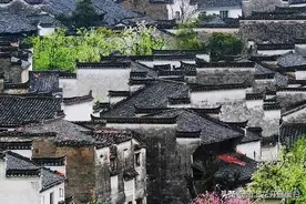 农村建房选址很重要，老话说：宁愿门前闹嚷嚷，不愿屋后脚板响图片