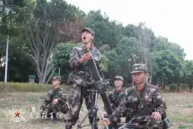 跟上老兵的步伐，走向战位图片