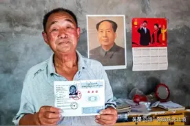 71岁高考老人，5次参加高考，原来非一本不读，今年大专录取也走图片