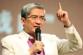 从“经济学家”到“江湖骗子”，郎咸平是如何一步步跌落神坛的？图片