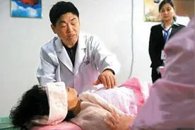 男催乳师成“抢手货”，新手宝妈大胆尝试，反而觉得吃亏了图片