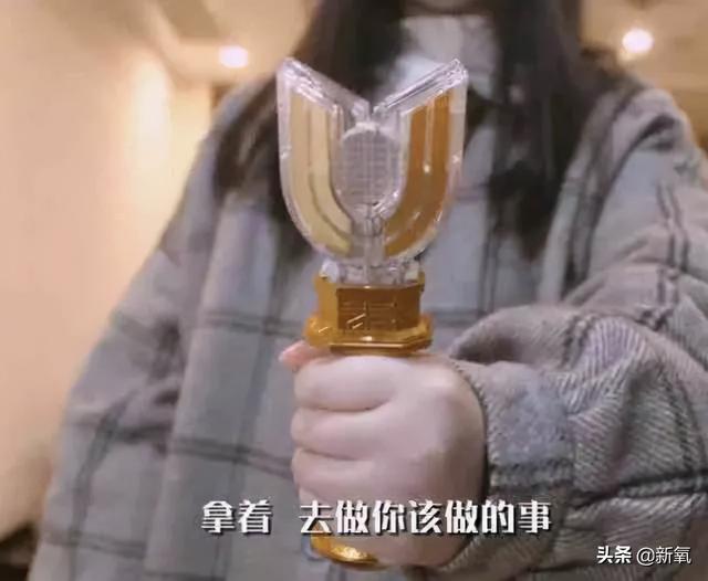 为什么泫雅的身材从来没有崩过？