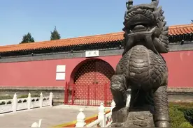 欣赏建筑风光，聆听建筑背后的故事。吉林市历史建筑图片