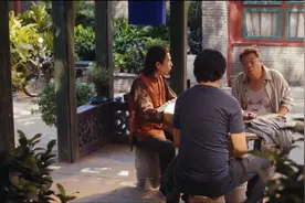 《鬼吹灯》之龙岭迷窟 第二集 四人乘船去古蓝县 遇神秘生物攻击图片