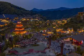 疫情重压，投资17亿的江西文旅黑马葛仙村何以逆势蹿红？图片