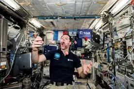 在空间站“吃喝拉撒”，是何种感受？图片