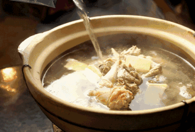 椰子炖花胶乌鸡小孩能吃吗 2025年椰子花胶煲鸡汤