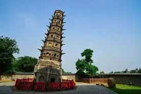 南京竟然藏了一座世界第一的斜塔，比萨都得靠边站，你知道吗图片
