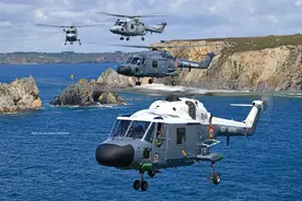 为省钱，法国海军提前退役42岁高龄舰载直升机，由NH90接棒图片