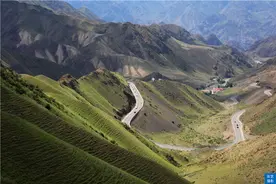 自驾独库公路：那拉提草原牧民，生活过得简单却都是百万富翁图片