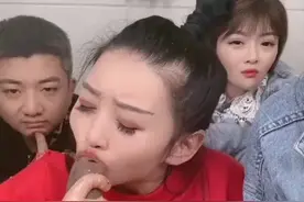 画面太污！快手女主播现场大尺度不雅表演，被官方封禁！图片