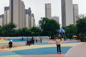 西安新开放的公园！有3个篮球场，带大家看看图片