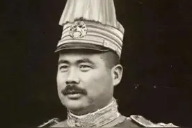 冯玉祥曾在河南设立自由、平等、博爱、民权4个县，现名字还用吗图片