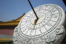 古语“男占三八是秀才，女占三八必寡”，三八是何意？图片