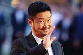 《战狼3》有对手，一部演员阵容太强，一部背景太硬真实部队出境图片