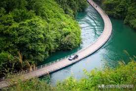湖北这个景区全程可以自驾车辆，山水惊艳，被称为“廊桥遗梦”图片