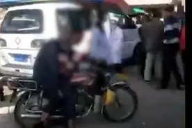 广西一老人打摩的猝死后座司机为证清白一直背着图片