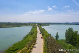 航拍风景秀丽的龙湖湿地，济南黄河北岸的网红打卡地图片