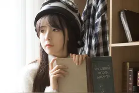 爱情的甜蜜像被风吹散云，悬在半空放手我却没勇气图片