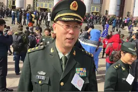战区首任司令员中，只有1人从军区副司令转任战区司令，2年升上将图片