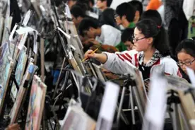 美术生出路在何方？别急着找工作，考研或是“正道”图片