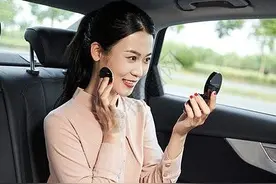滴滴司机：等了女乘客10多分钟，刚上车，又要回去补妆图片