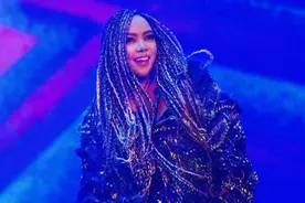 张惠妹回归各平台争抢，瘦出锥子脸，曾秘恋王力宏今痴爱调酒师图片