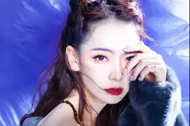 能发光的衣服和能发光的妆，才能配得上闪闪发光的你图片