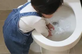 表情包：屎意来袭，拉屎去了，告辞图片